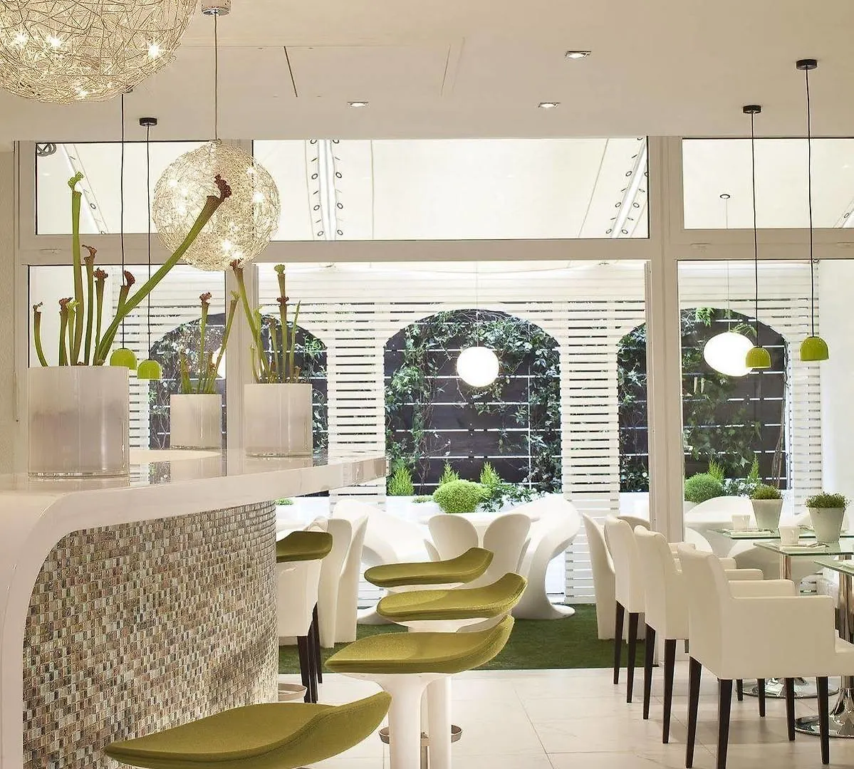 Le 7 Eiffel By Malone Hotel